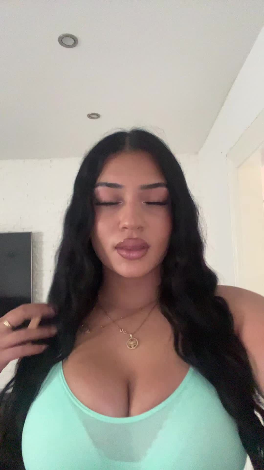 @leyla