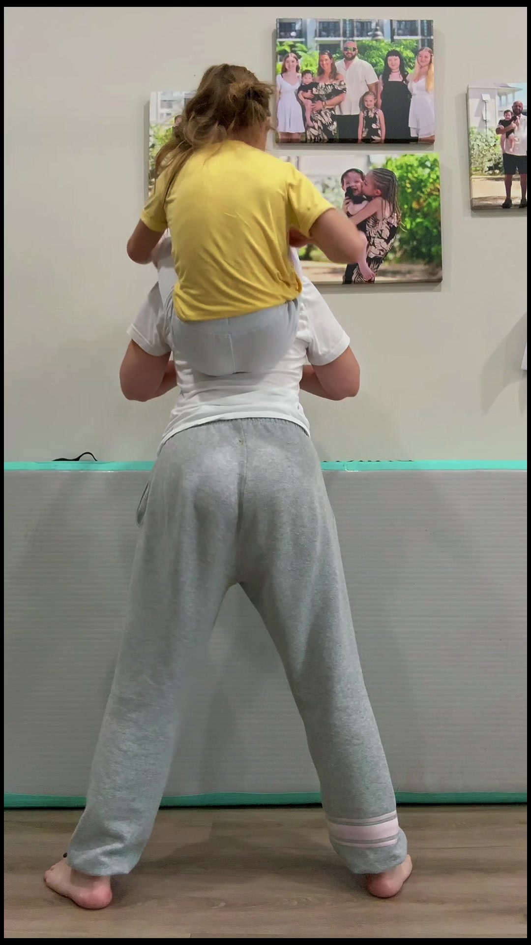 @Notsosc
