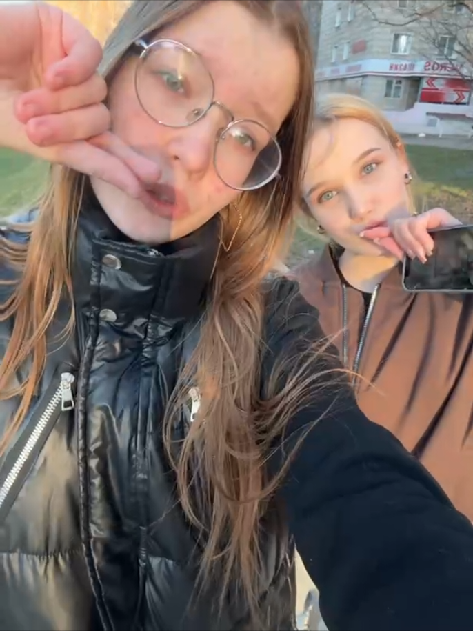@анютаа