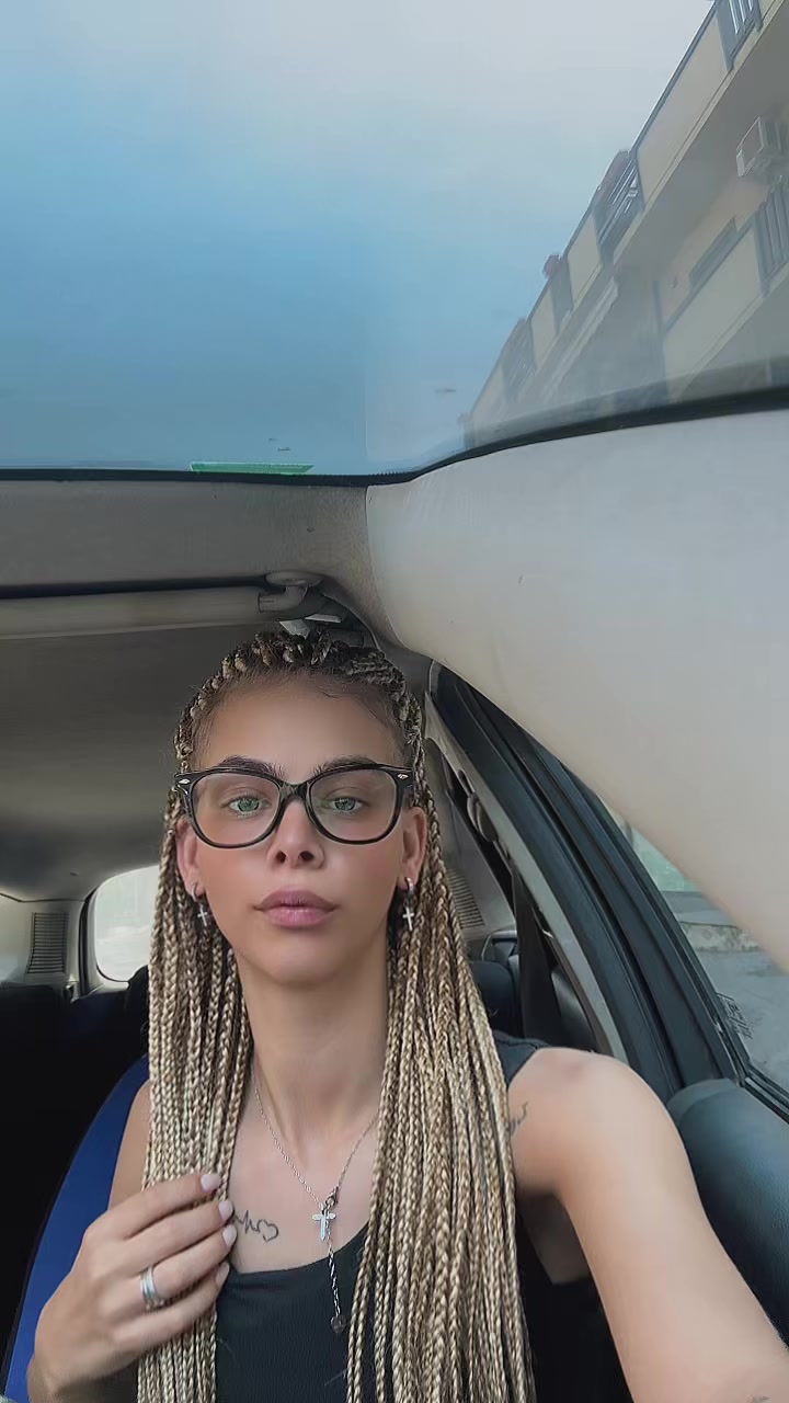 @marzia