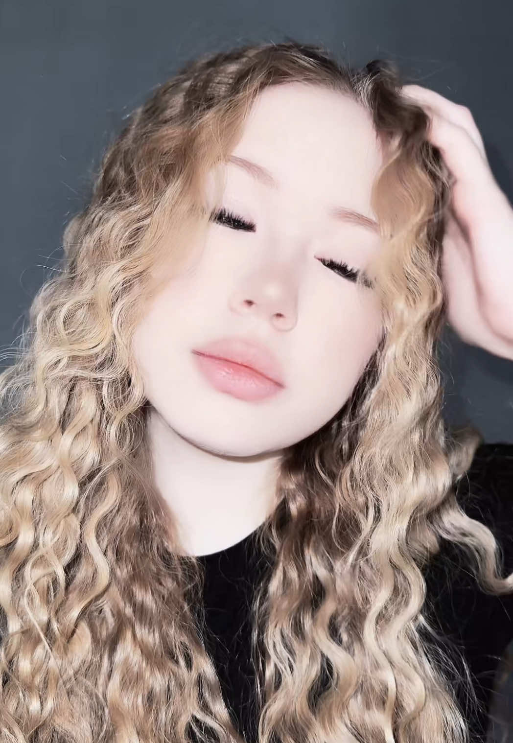 @L. Lkayman SIBAYSKAYA