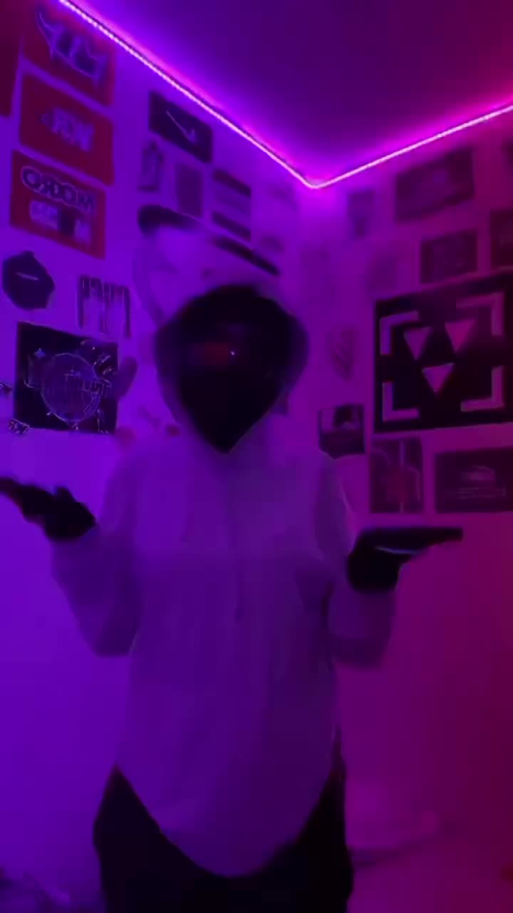 @ℓℴℛ𝒶 ℛℴ𝓈𝒶𝓇𝒾ℴ ⵣ