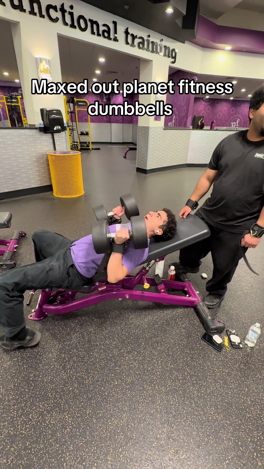 @Moose lifts🫎