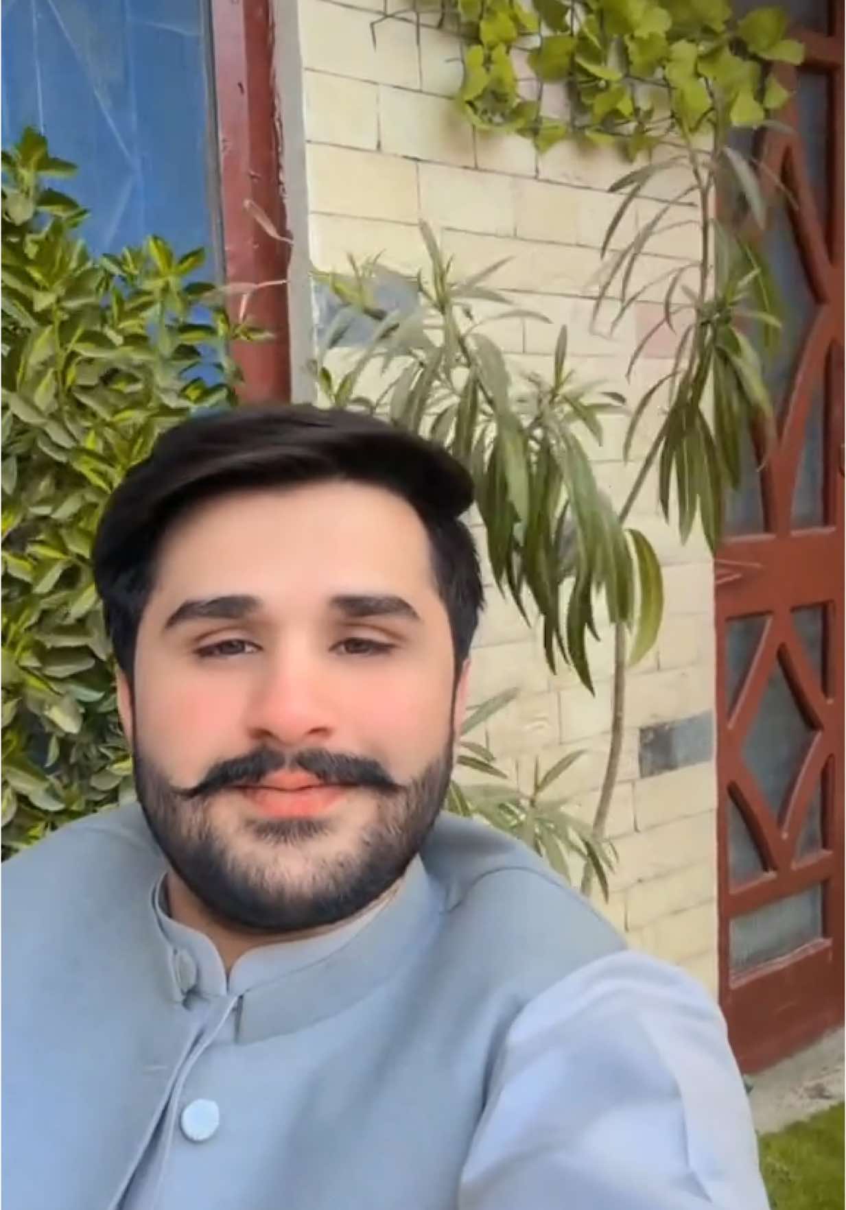 @ایمل گولہ 👑