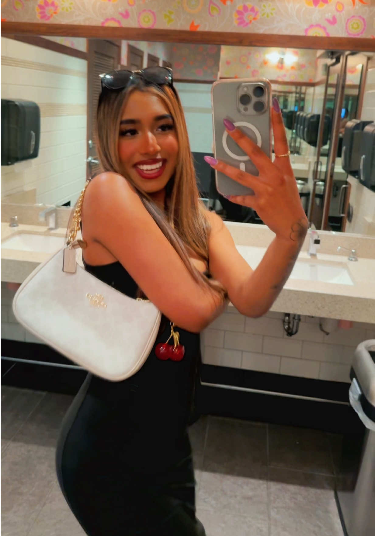 @<3