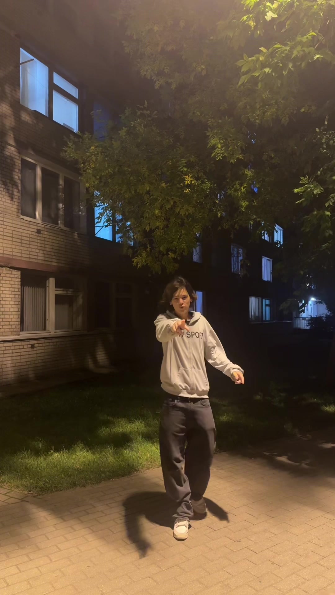 @даник