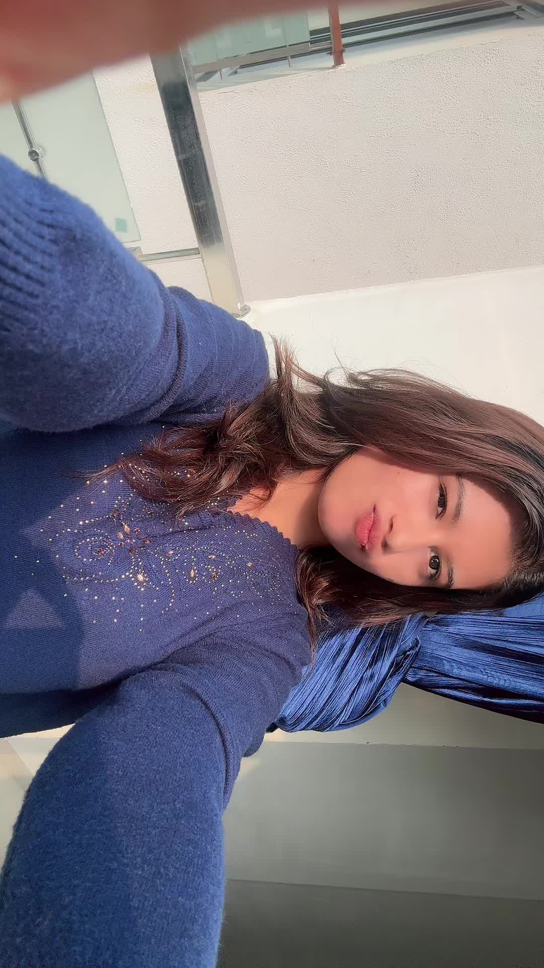 @divyaa