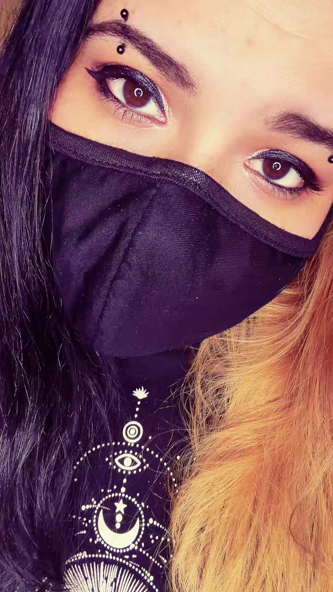 @Roxxiii