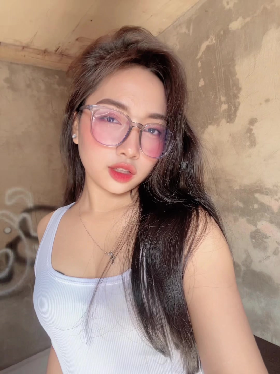 @Urlynn.