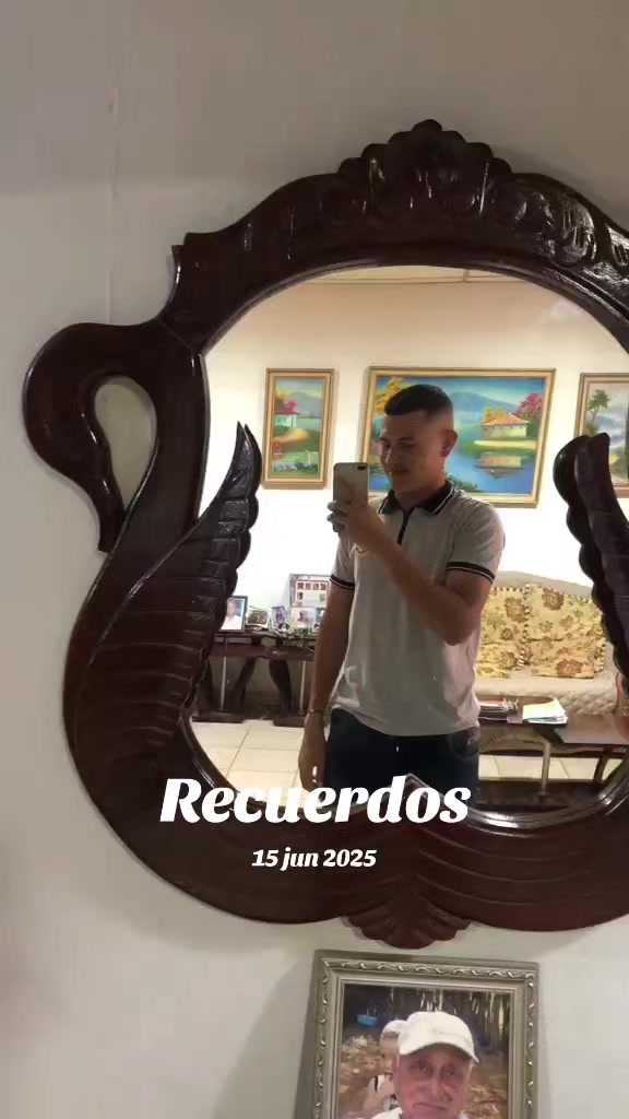 @EliadMarcano