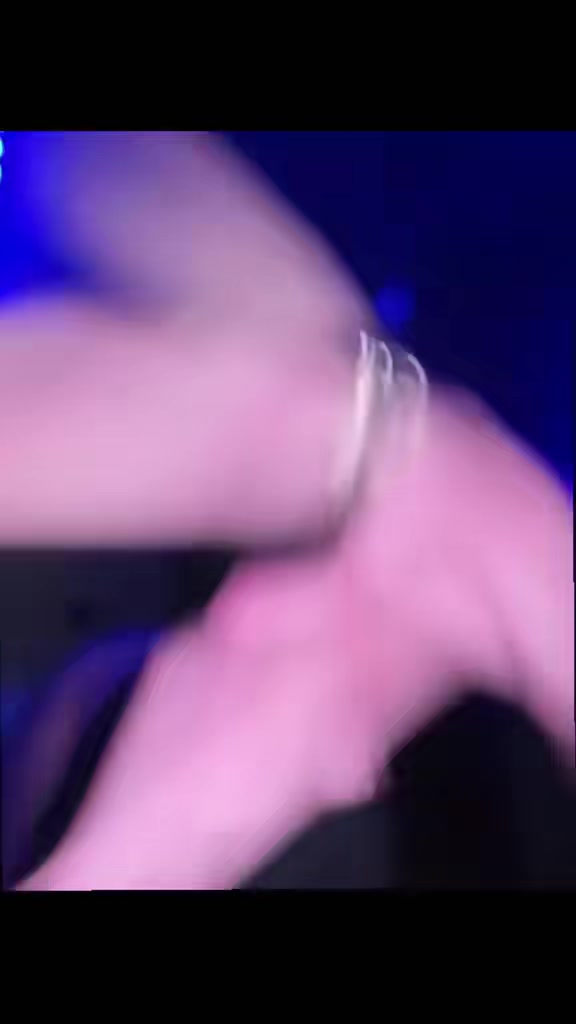 @Ari