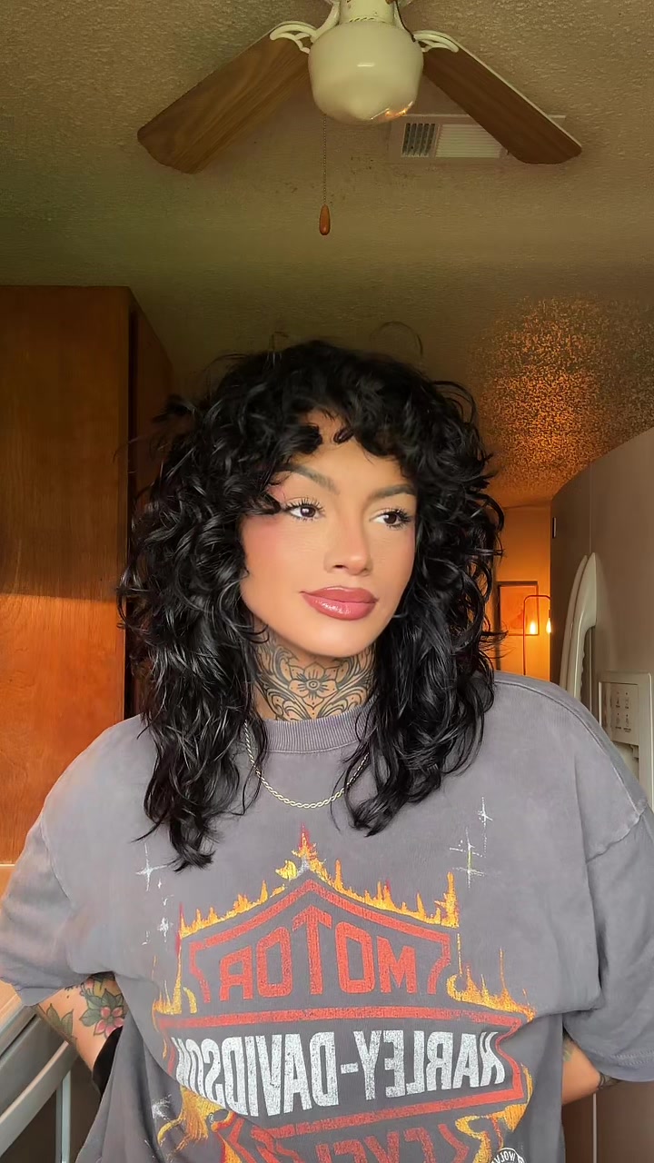 @🕸️ 𝔄𝔪𝔟𝔢𝔯 🕸️