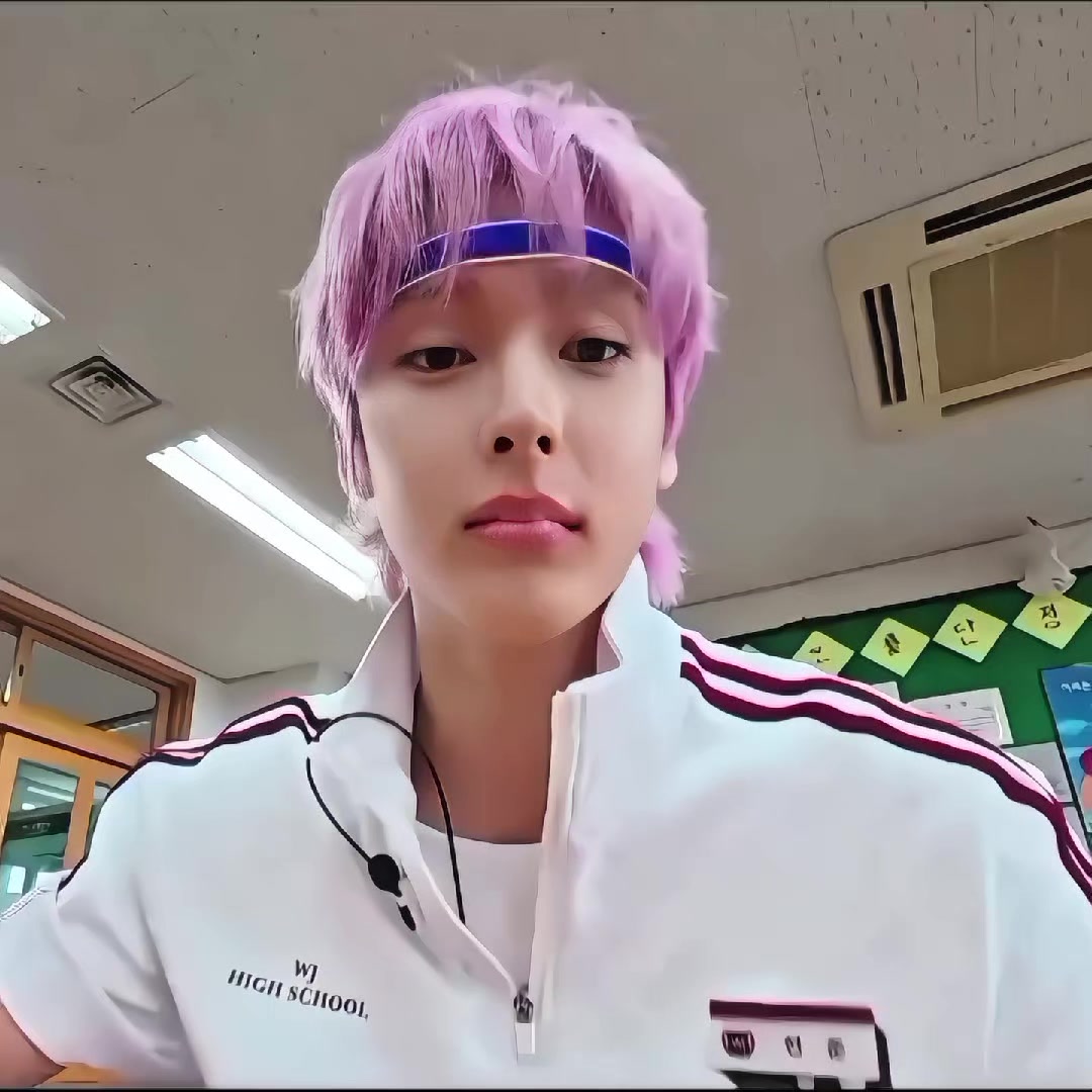 @pink