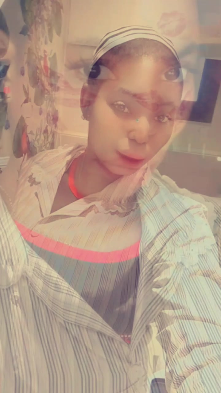 @╰┈➤💜pretty babe 💜💜