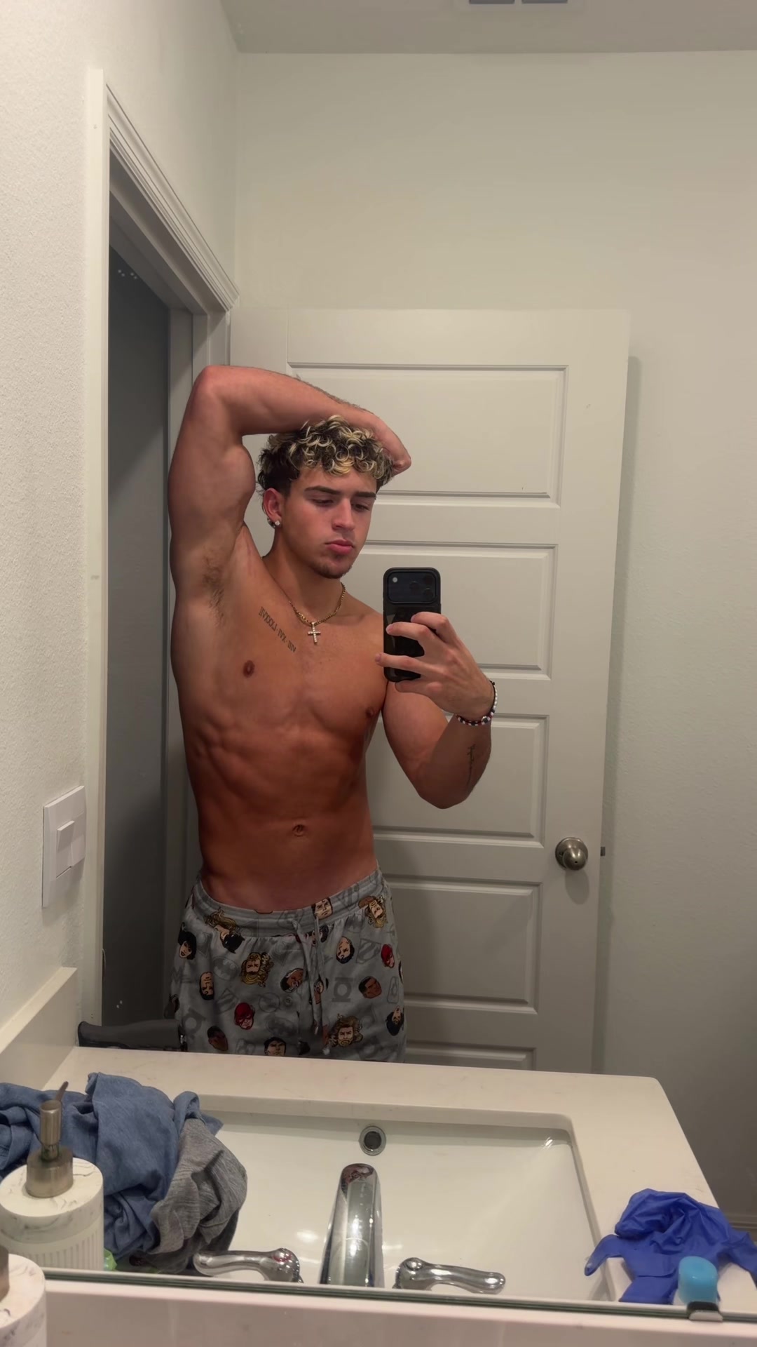 @notluis21