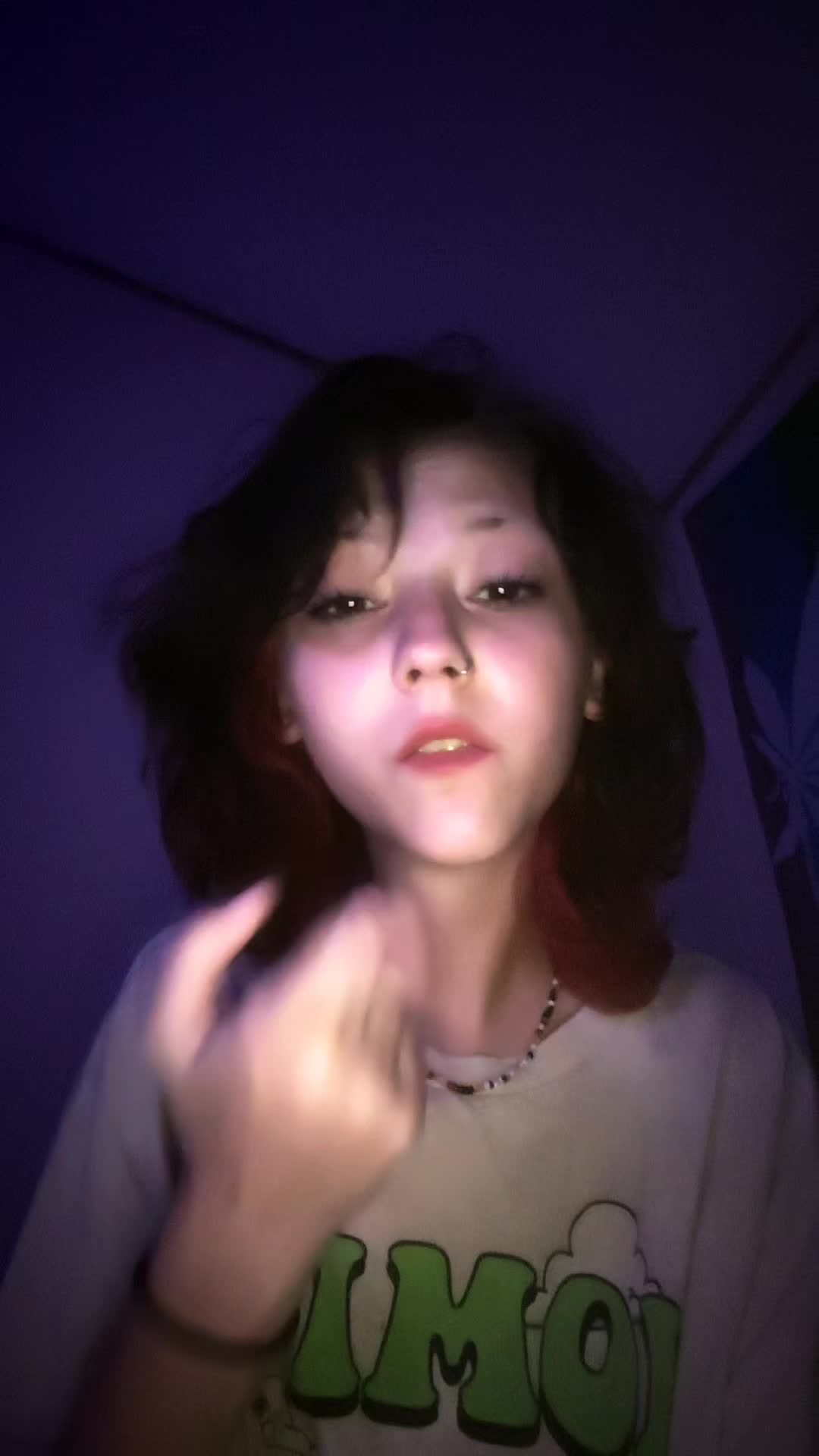 @★ r y a t t ★