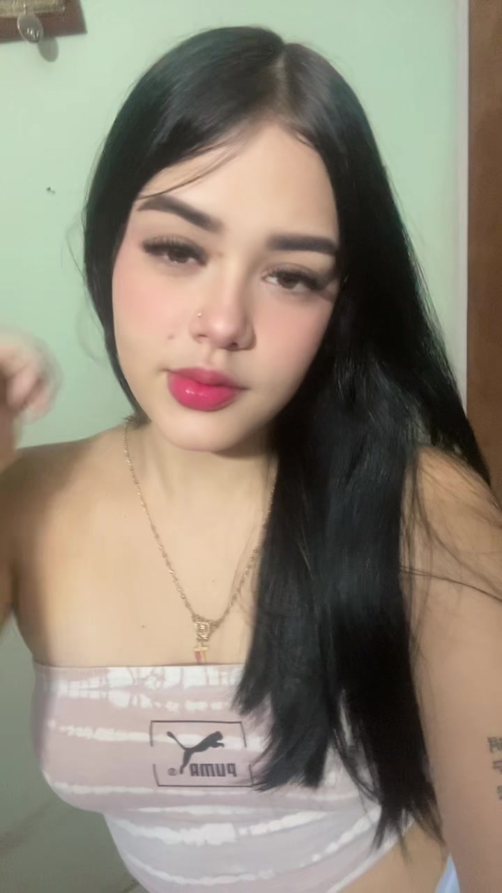 @👸🏻❤️&zwj;🔥
