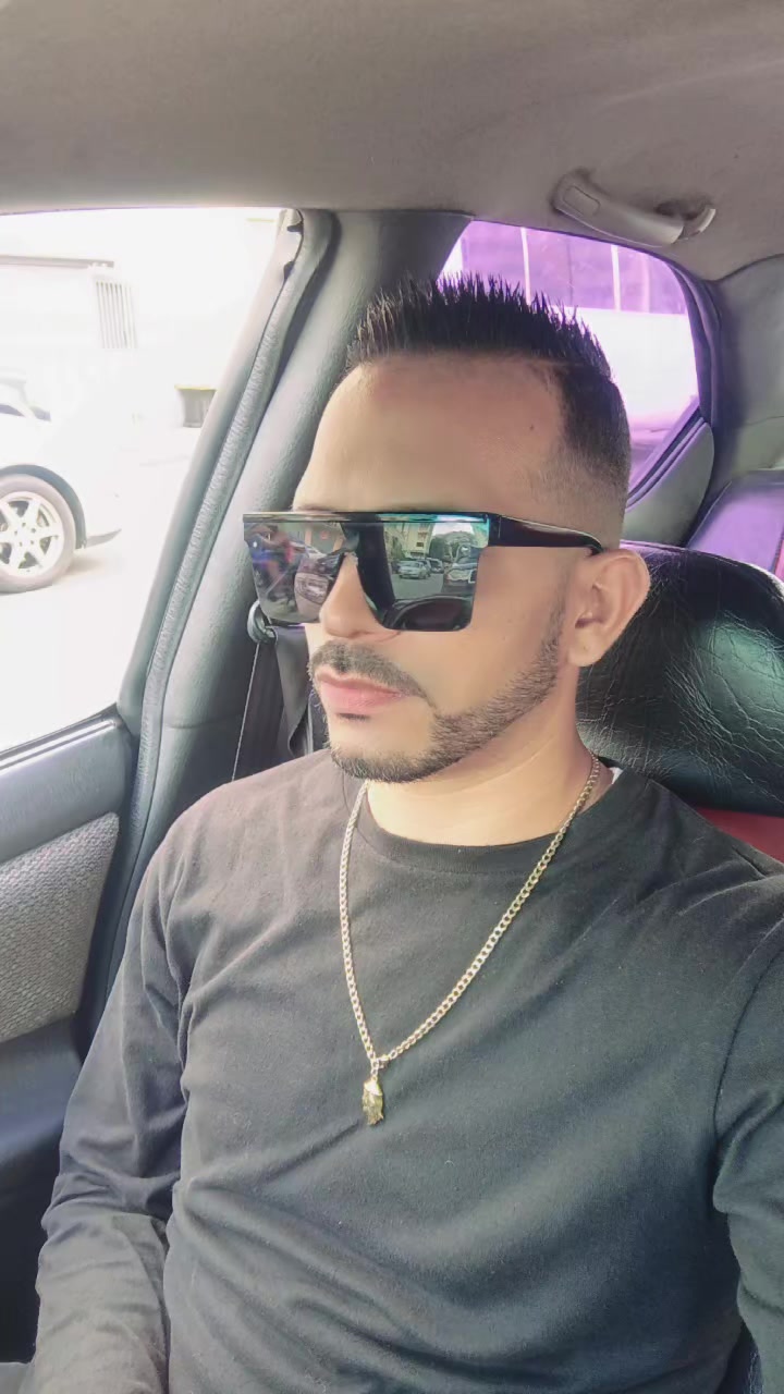 @Marco Olivares