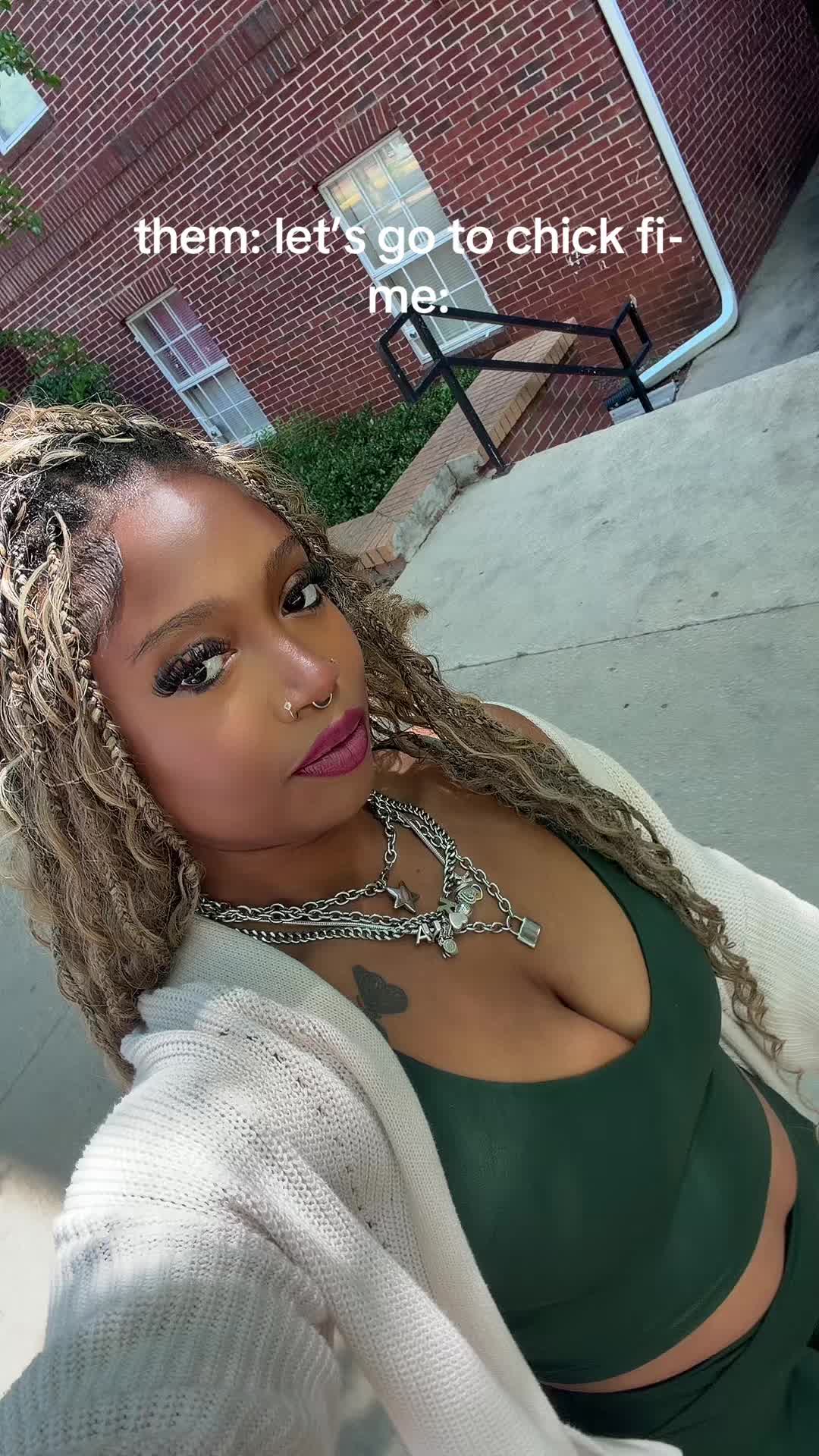 @KMyrahAaliyah_