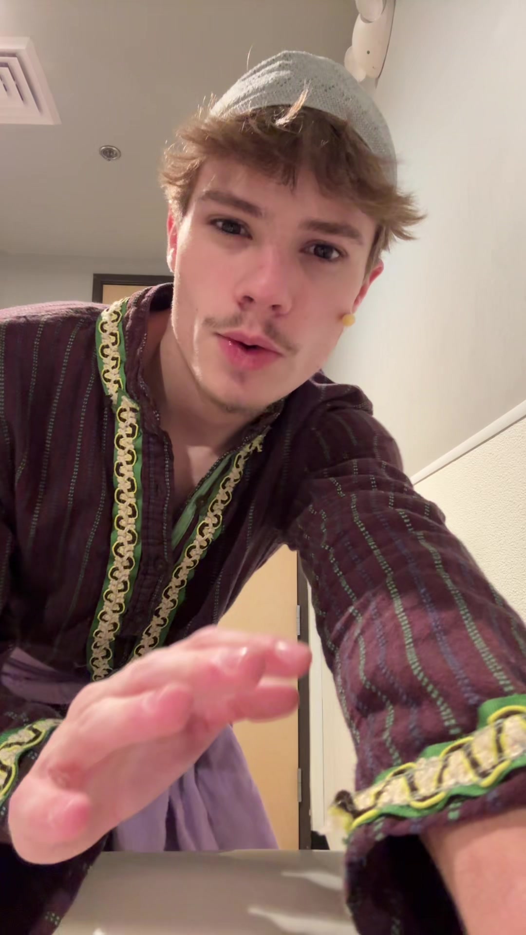 @Isaac Jon