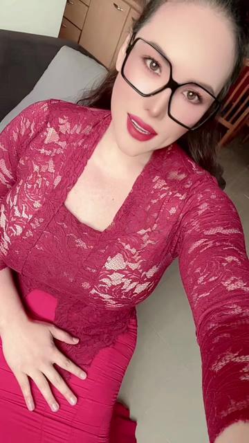 @cikguNurFieQa