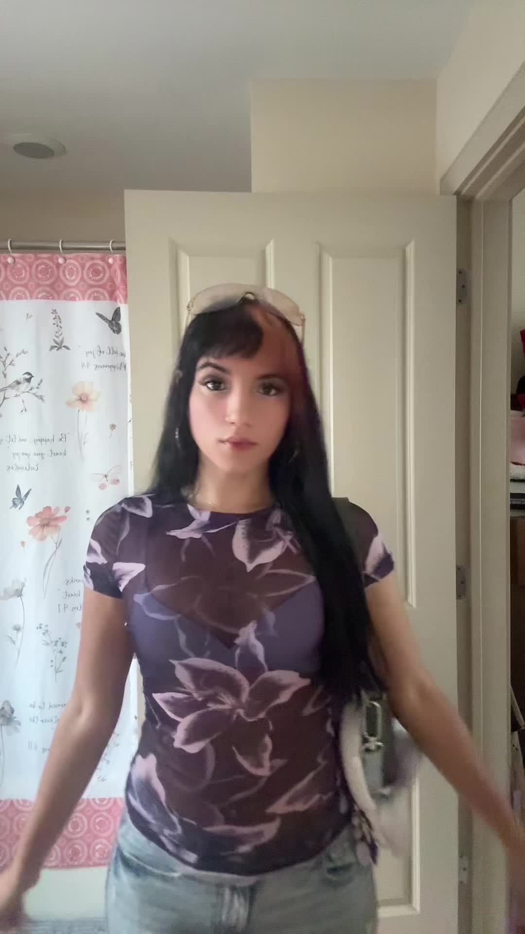 @Karielys