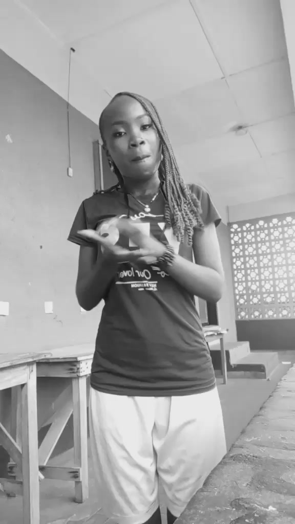 @callmie_peace
