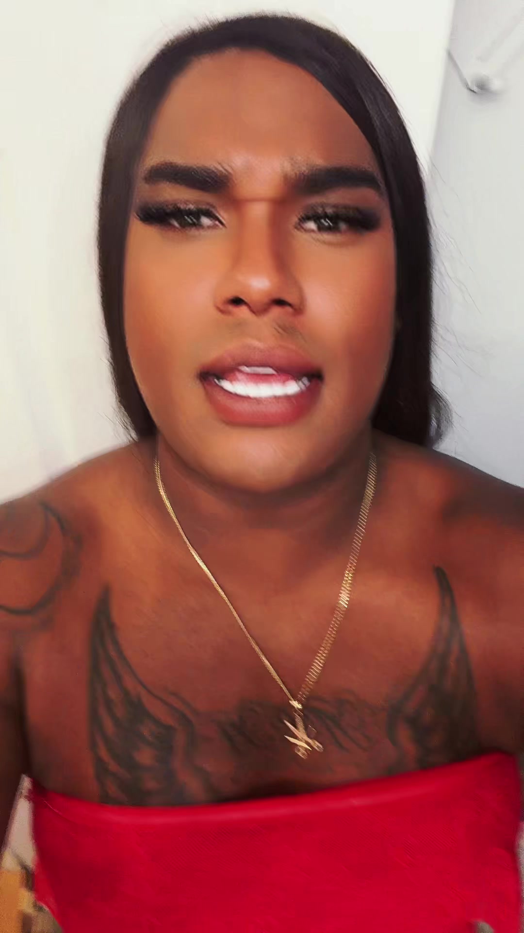 @ladivamasviral