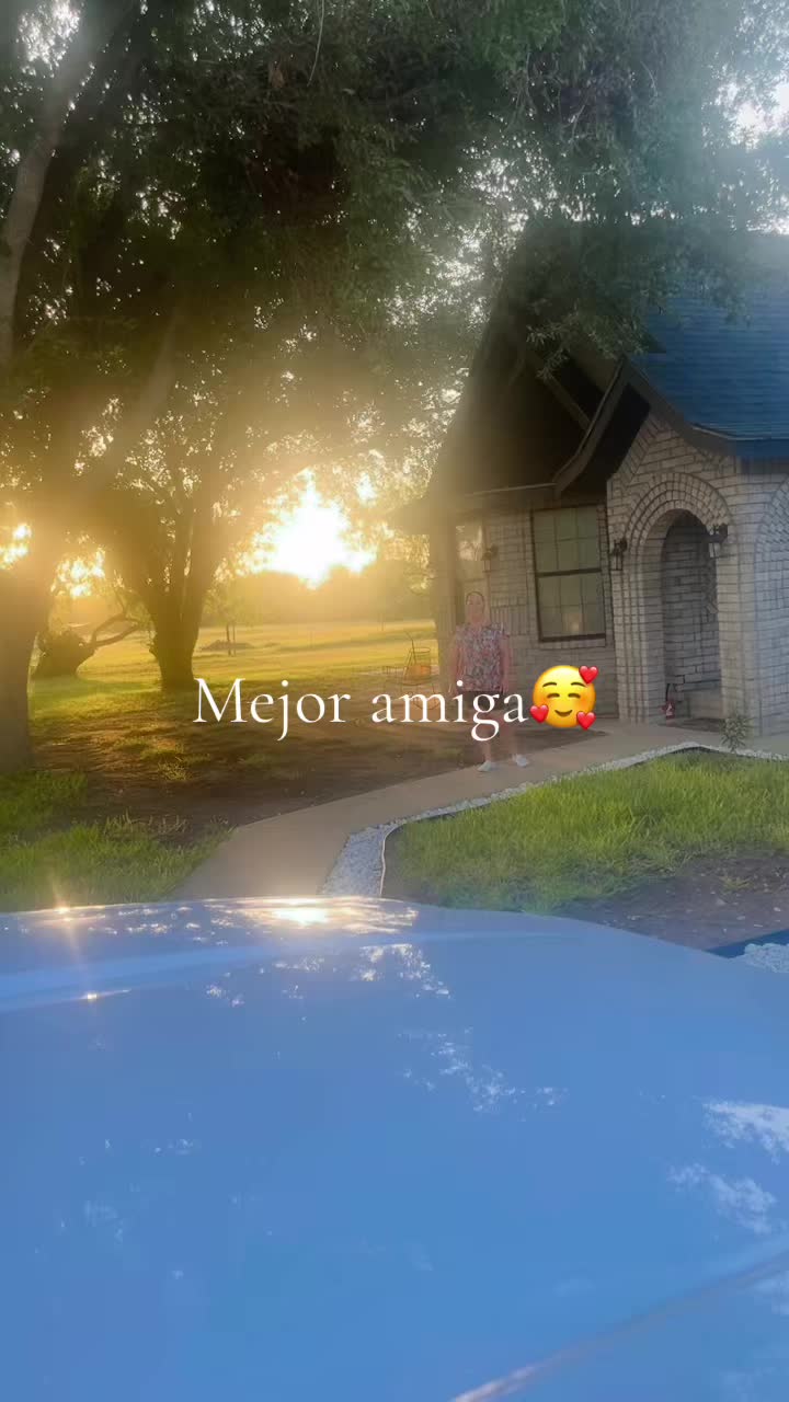 @elvia karime