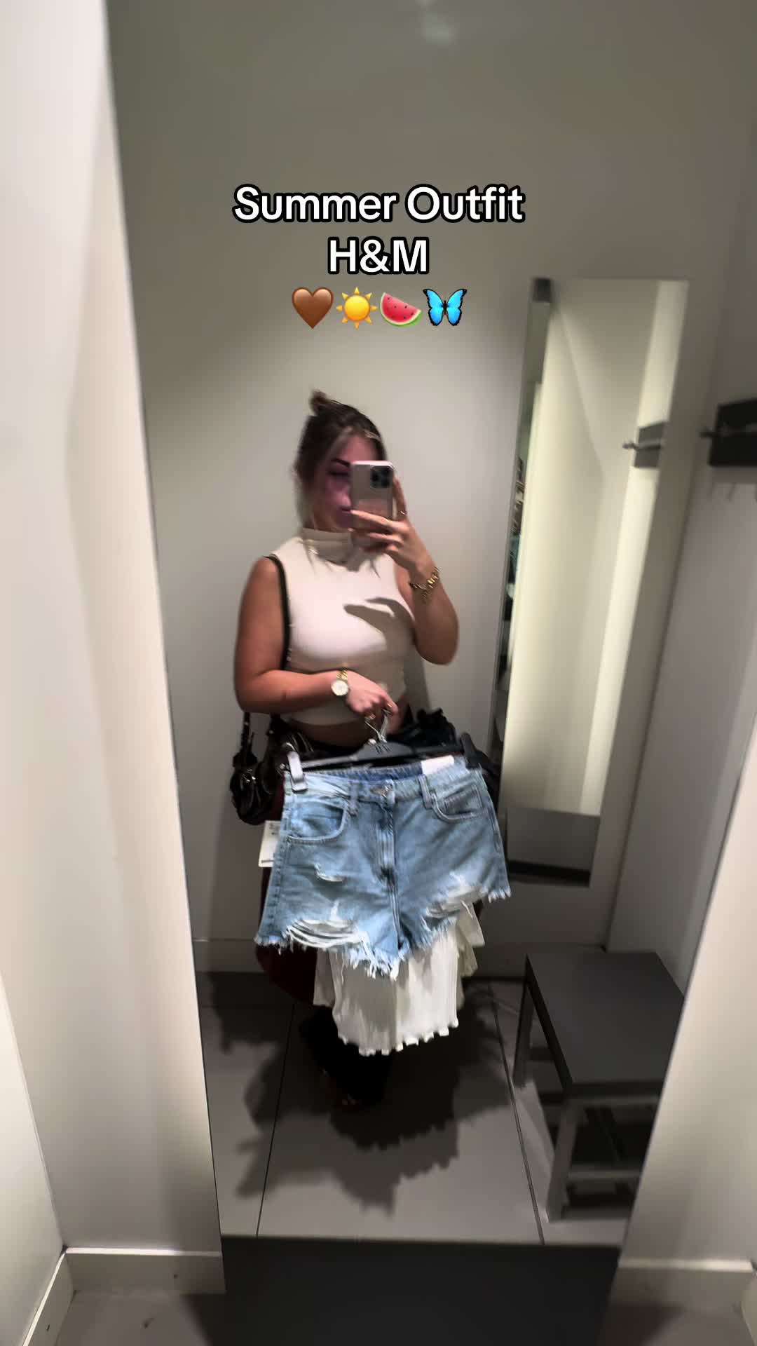@lucyvlogs