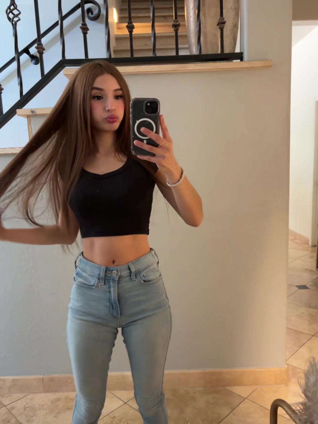 @antonella