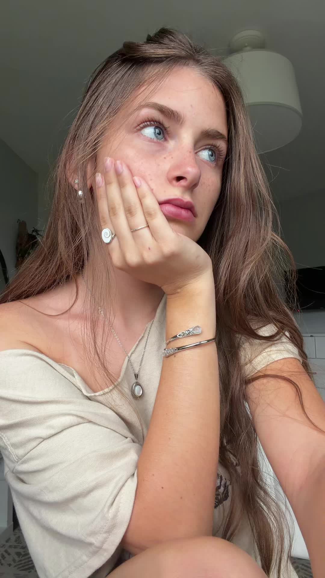 @dancingquen01