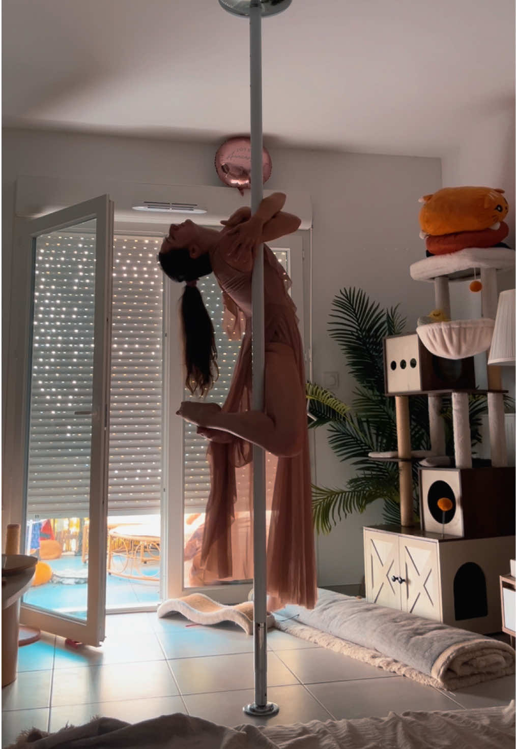 @Mieleesy 🦊