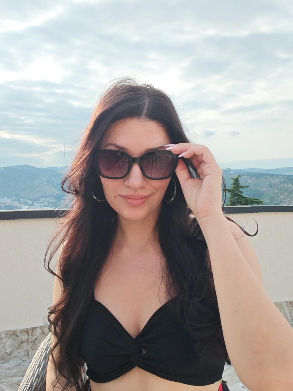 @Sa Majest&eacute; Katya