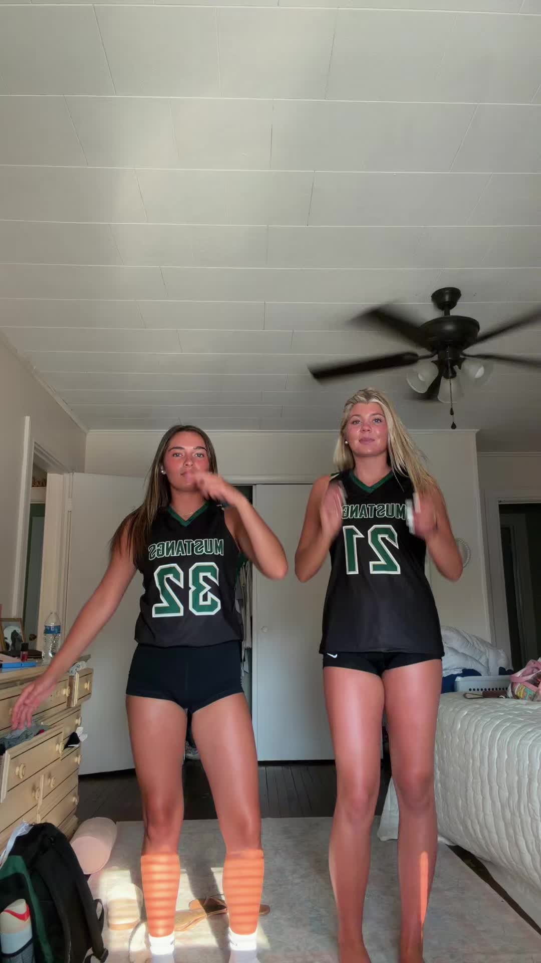 @aubri_secretspam