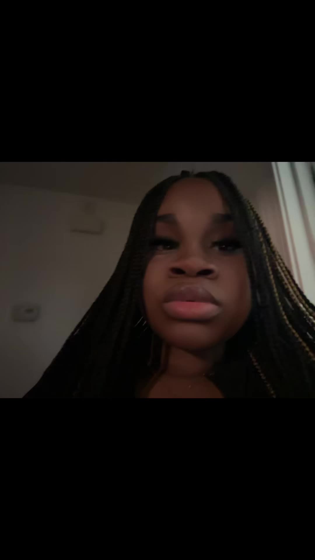 @PRETTY.LITTLE_THING