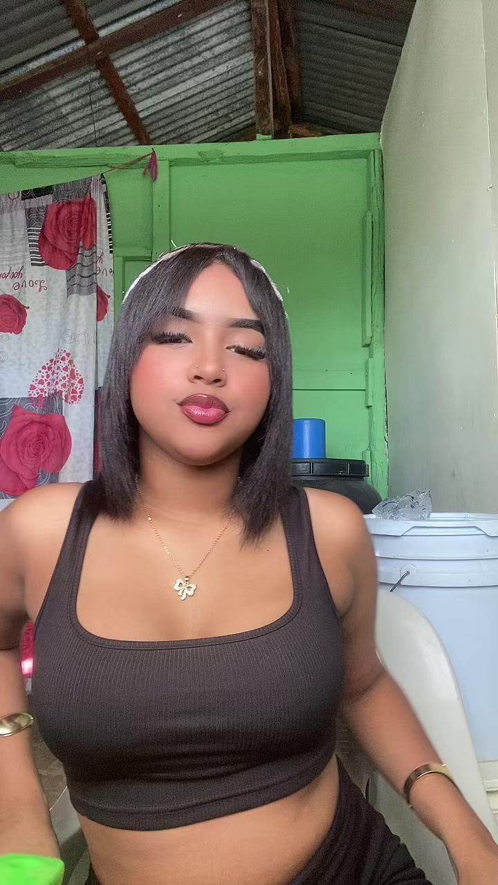 @la nay 🧛&zwj;♀️