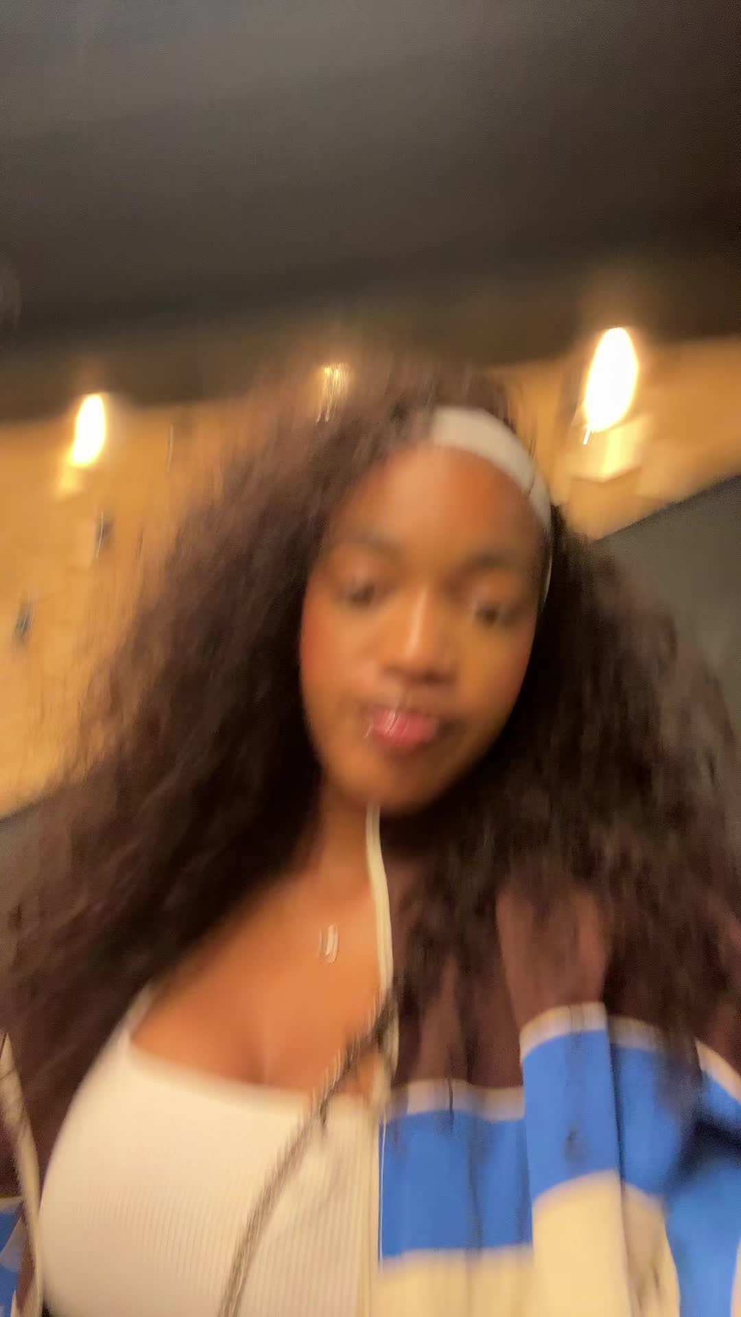 @:3