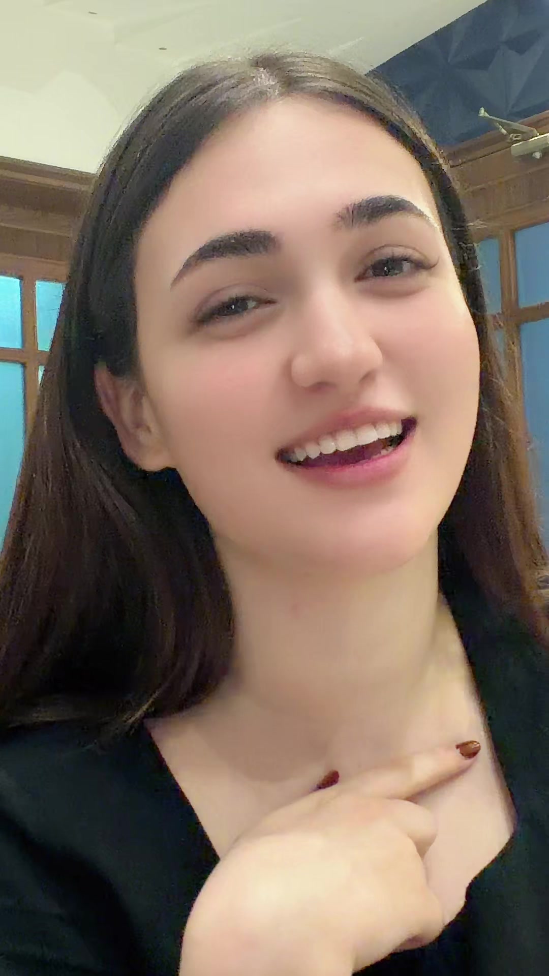 @aizakhaannn_