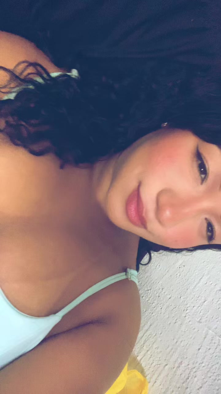 @Dessa Oliver 🍒