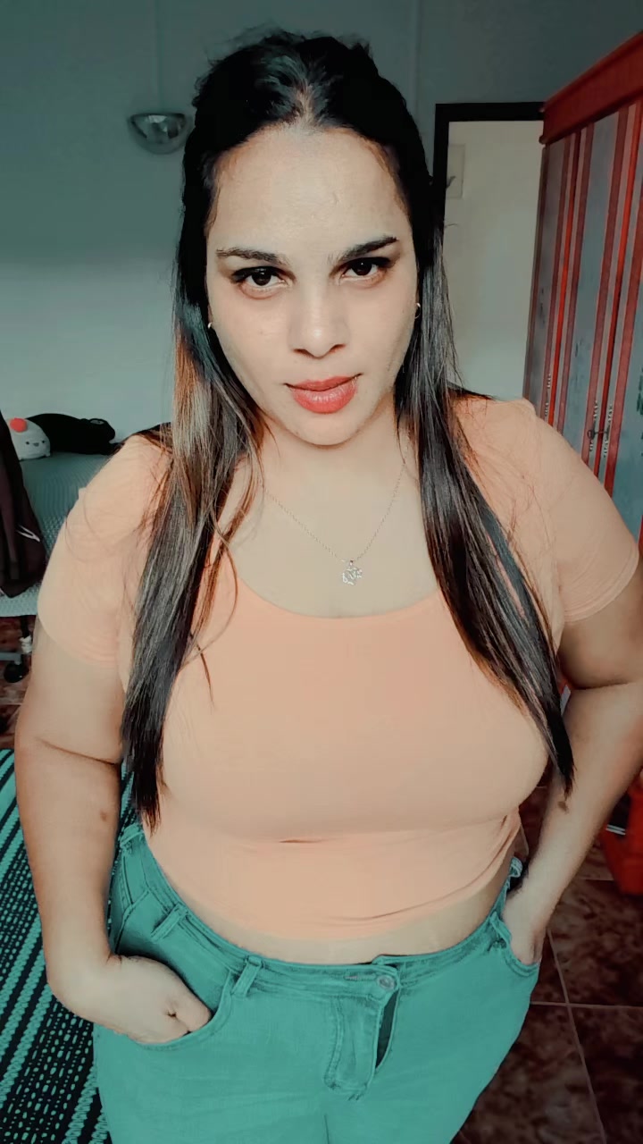 @🦋🖤Julie🦋🖤