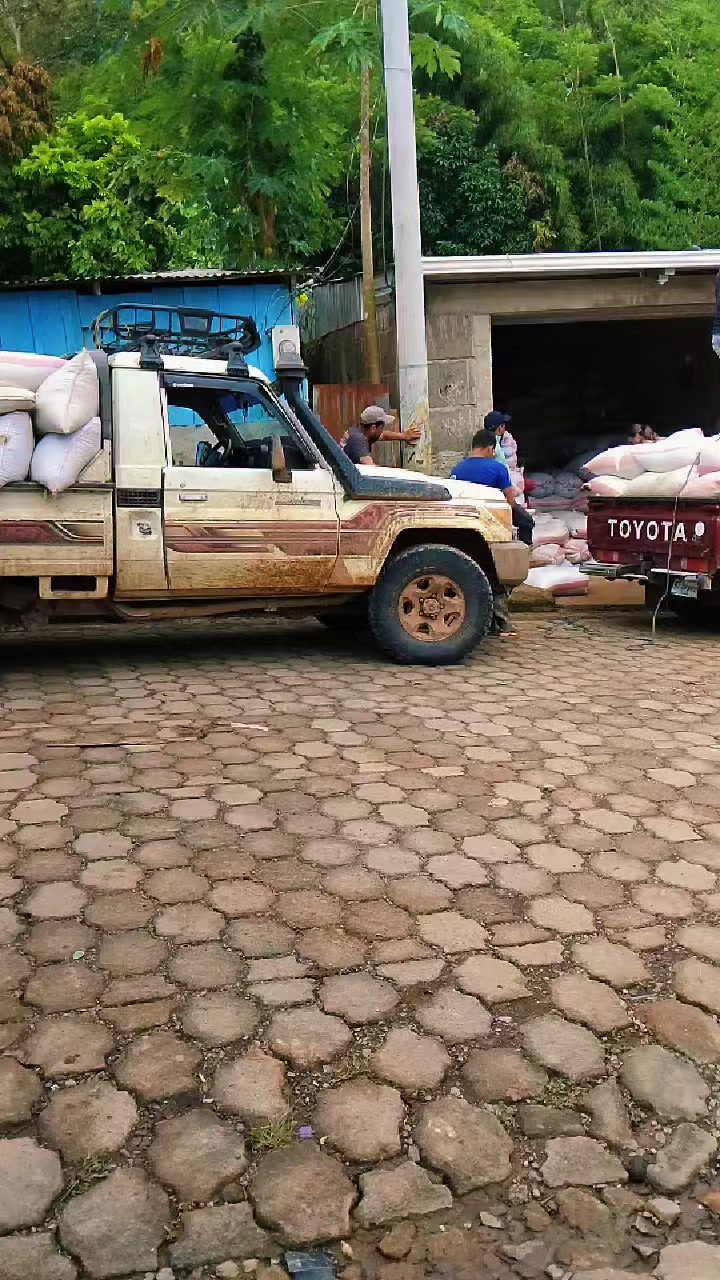 @KM🇳🇮