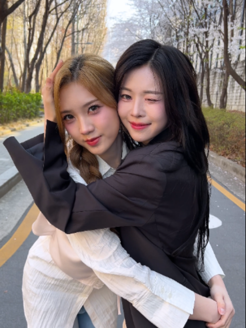 @tripleS