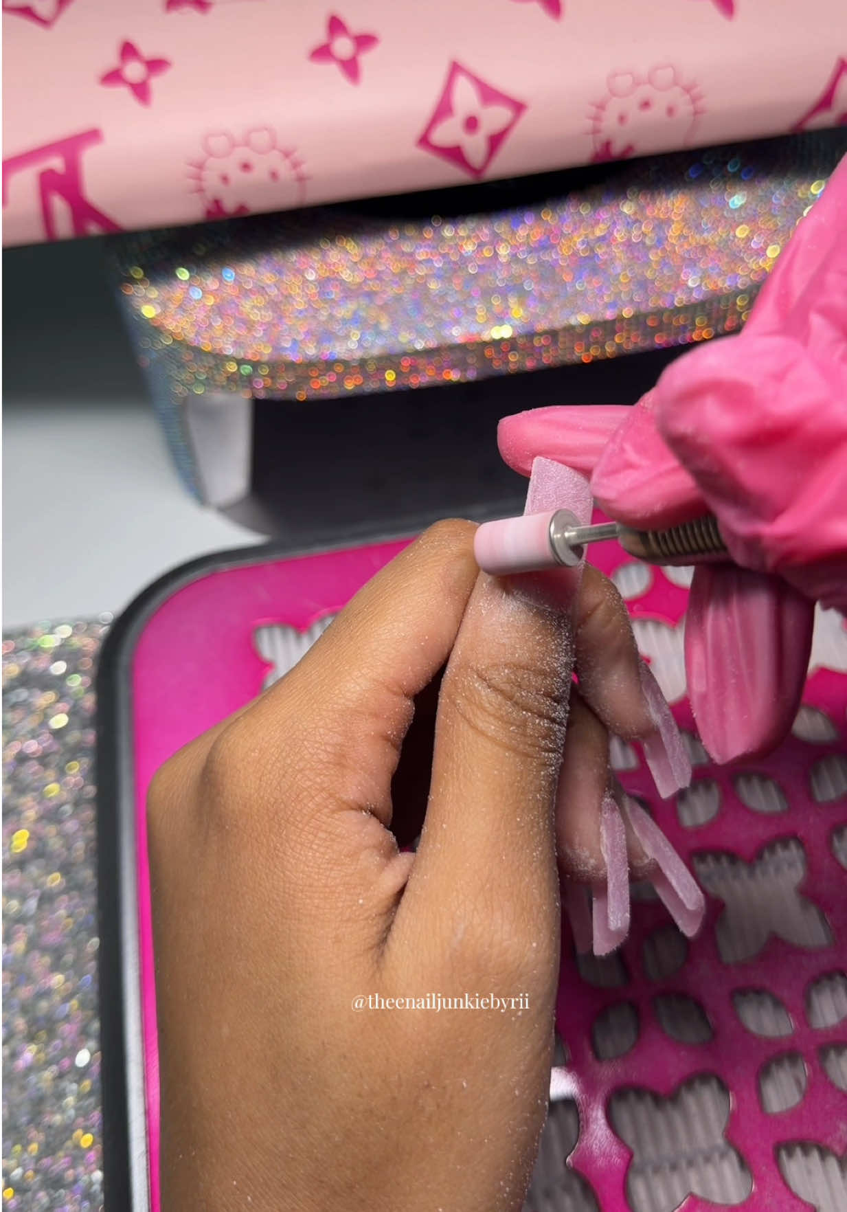 @Rihanna | KCMO Nail Artist