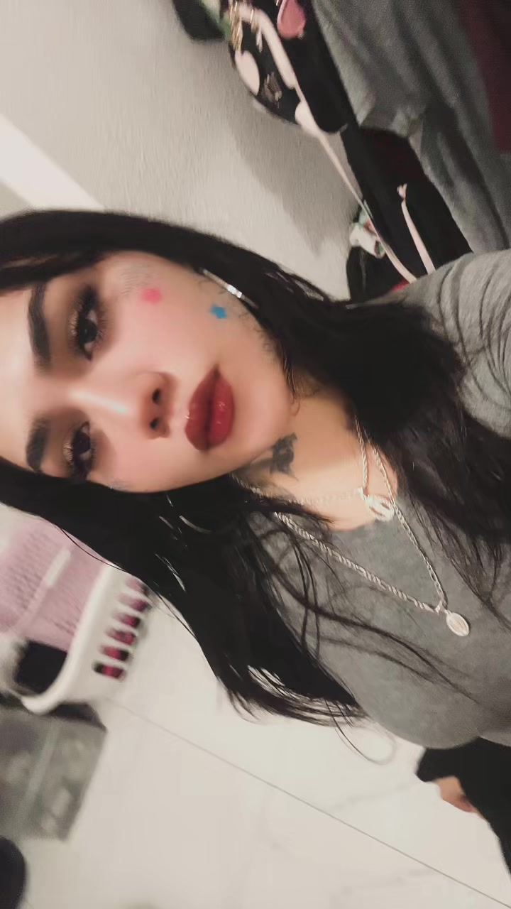 @Muneca_921