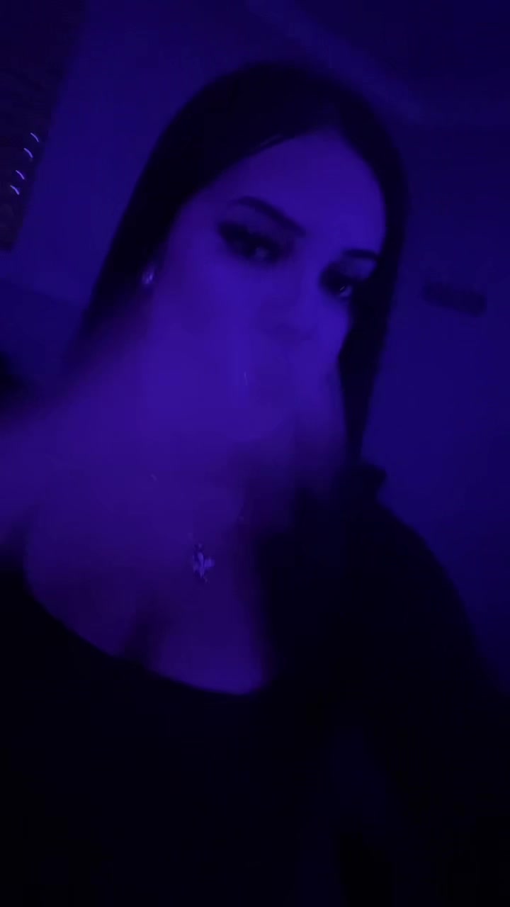 @d