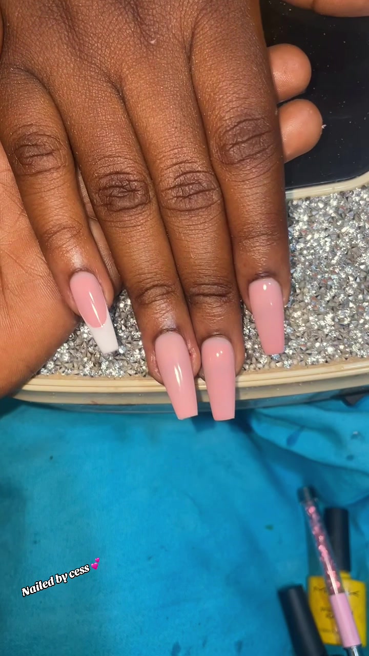 @Cess Luxe studio 💅 💕💕