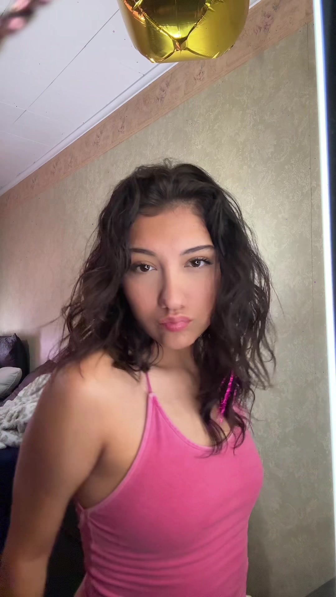 @nevvie🧸