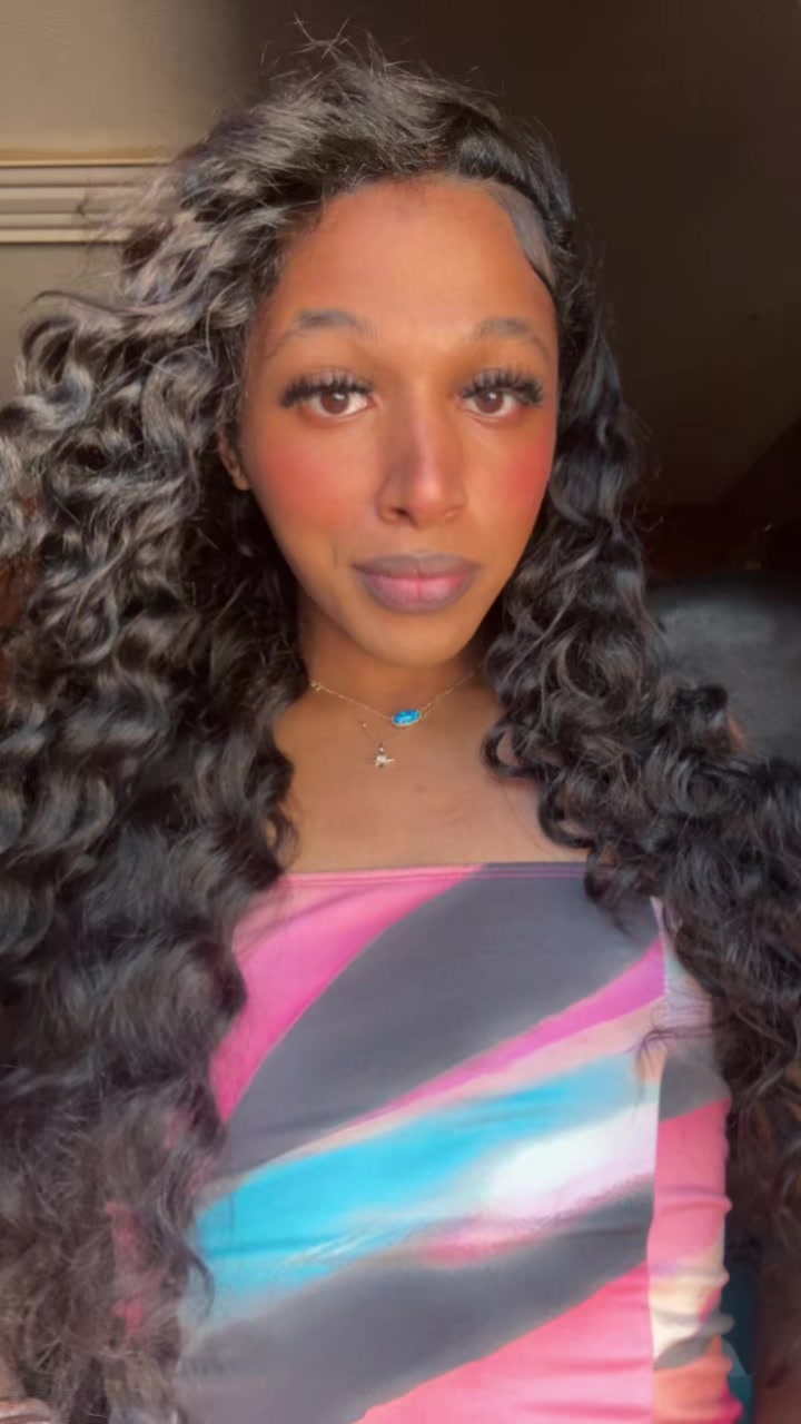 @Bella🥰