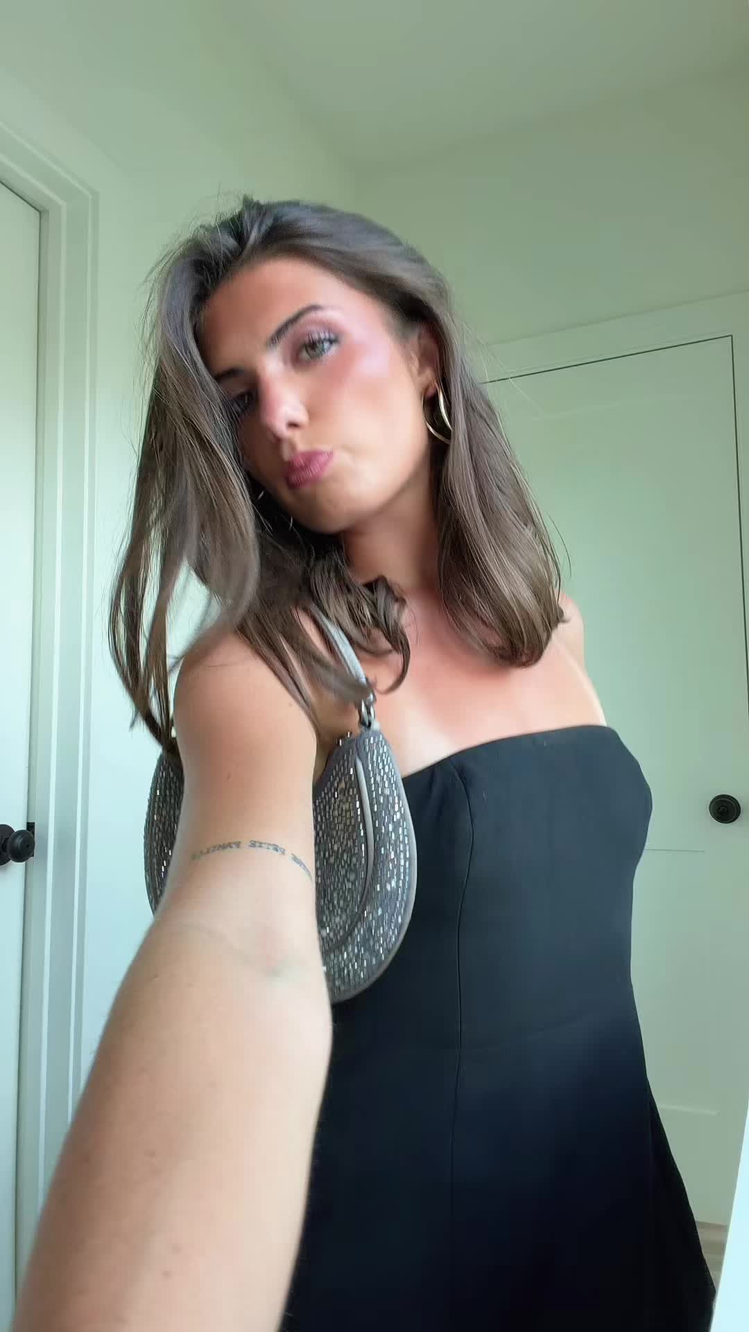 @E